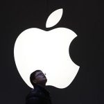Apple drops exec Bob Mansfield from company’s leadership team