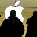 Apple becomes the first $700 billion company