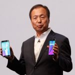 Samsung replaces its smartphone chief