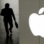 Former Apple Employee Accuses Company Of Looking Into His Text Messages