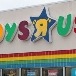 Toys ‘R’ US Turns Down Bid For Stores From Toy Maker
