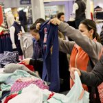 US Retail Sales Unexpectedly Decline in a Sign that Consumer Economy could be Cracking